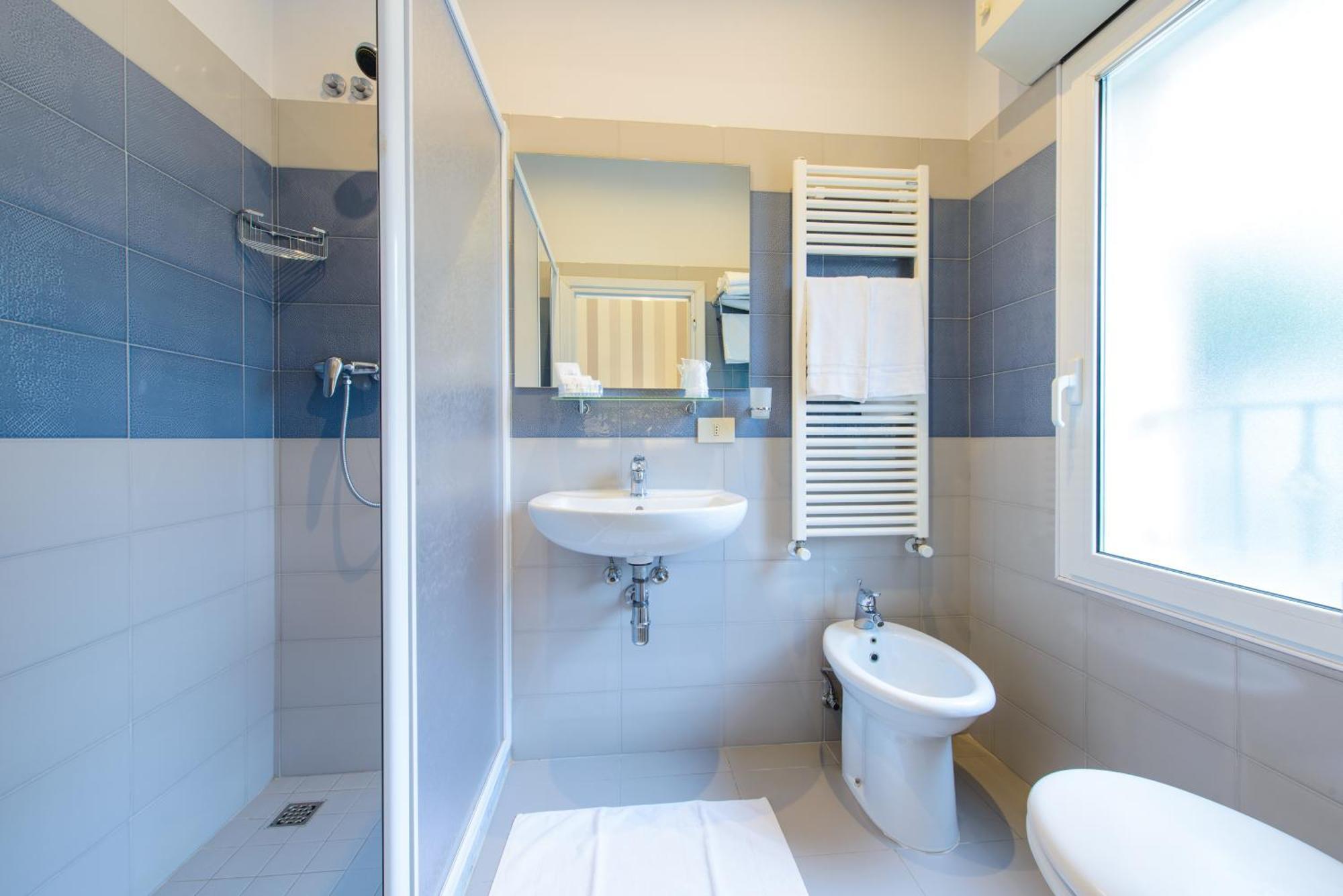 Hotel Falco Riccione Esterno foto