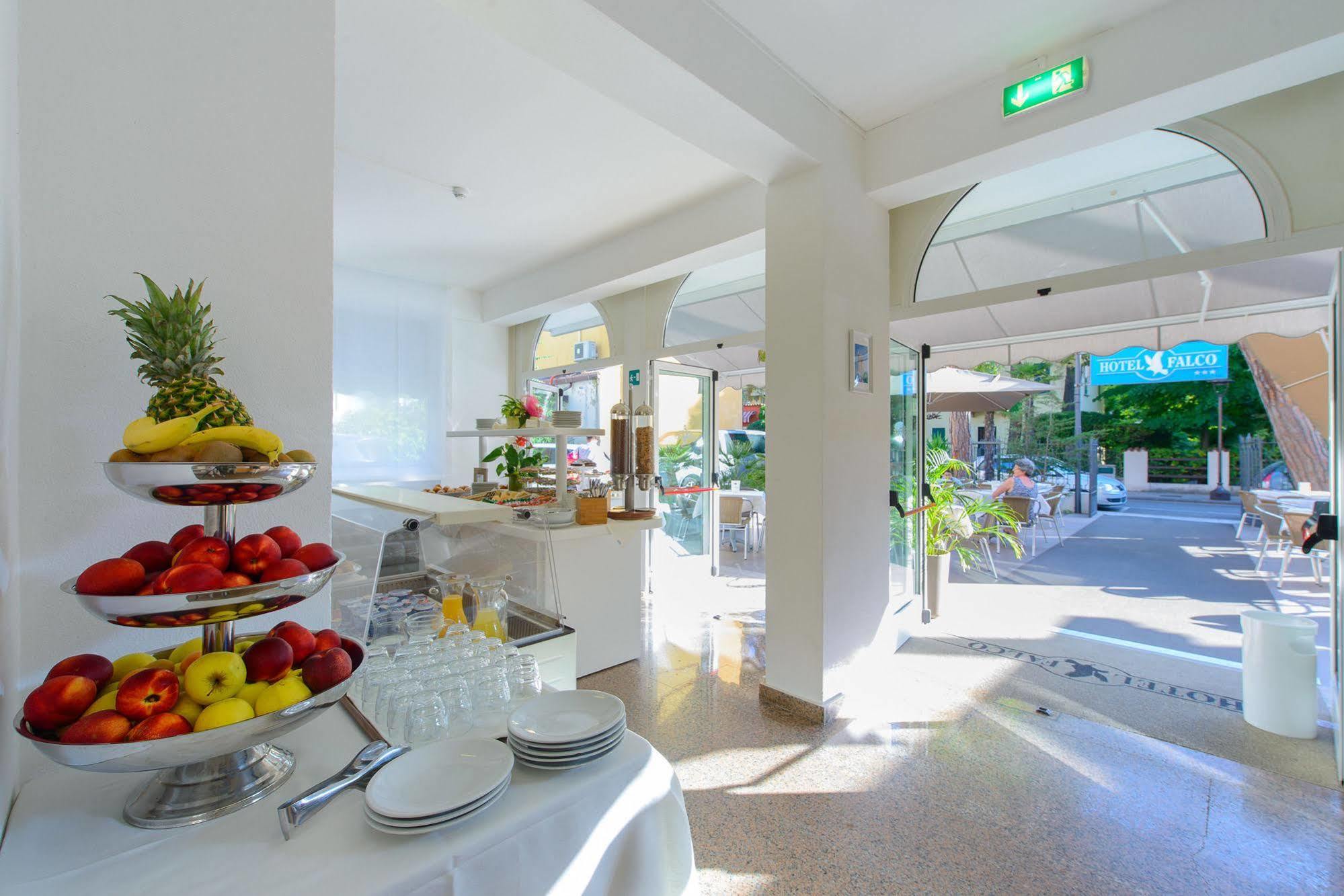 Hotel Falco Riccione Esterno foto
