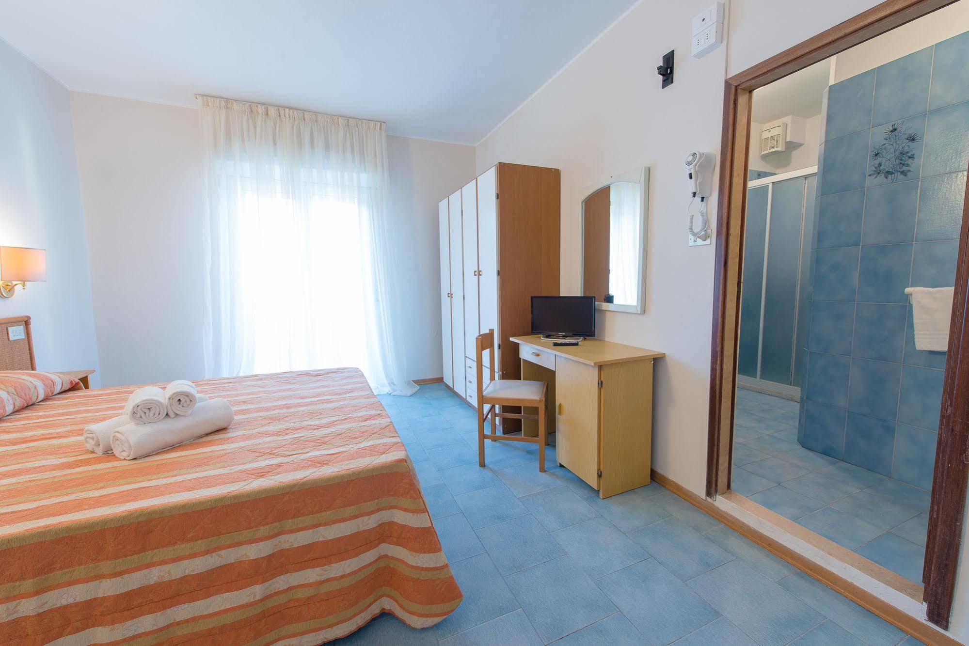 Hotel Falco Riccione Esterno foto